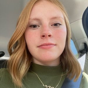 Meet your Posher, Jade